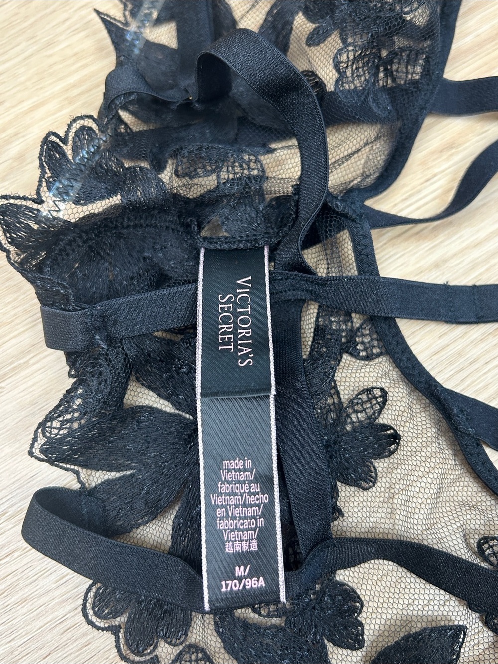 Victoria’s Secret Floral Lace Strappy Bodysuit M - Picture 7 of 8